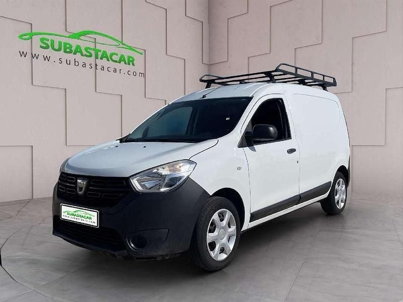 Usado Dacia Dokker Essentiel 75 CV (55 kW) 2019 Blanco Monovolumen