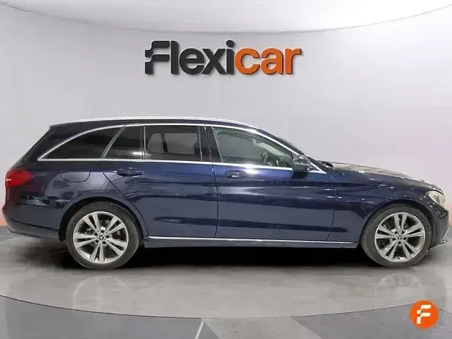 Usado Mercedes C220 170 CV (125 kW) 2017 Azul Familiar