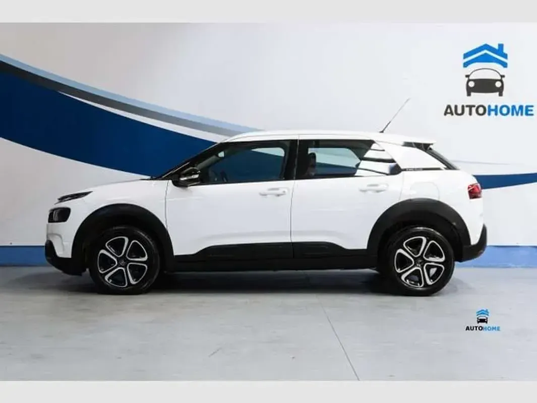 Usado Citroën C4 Cactus Feel 99 CV (72 kW) 2020 Blanco Utilitario