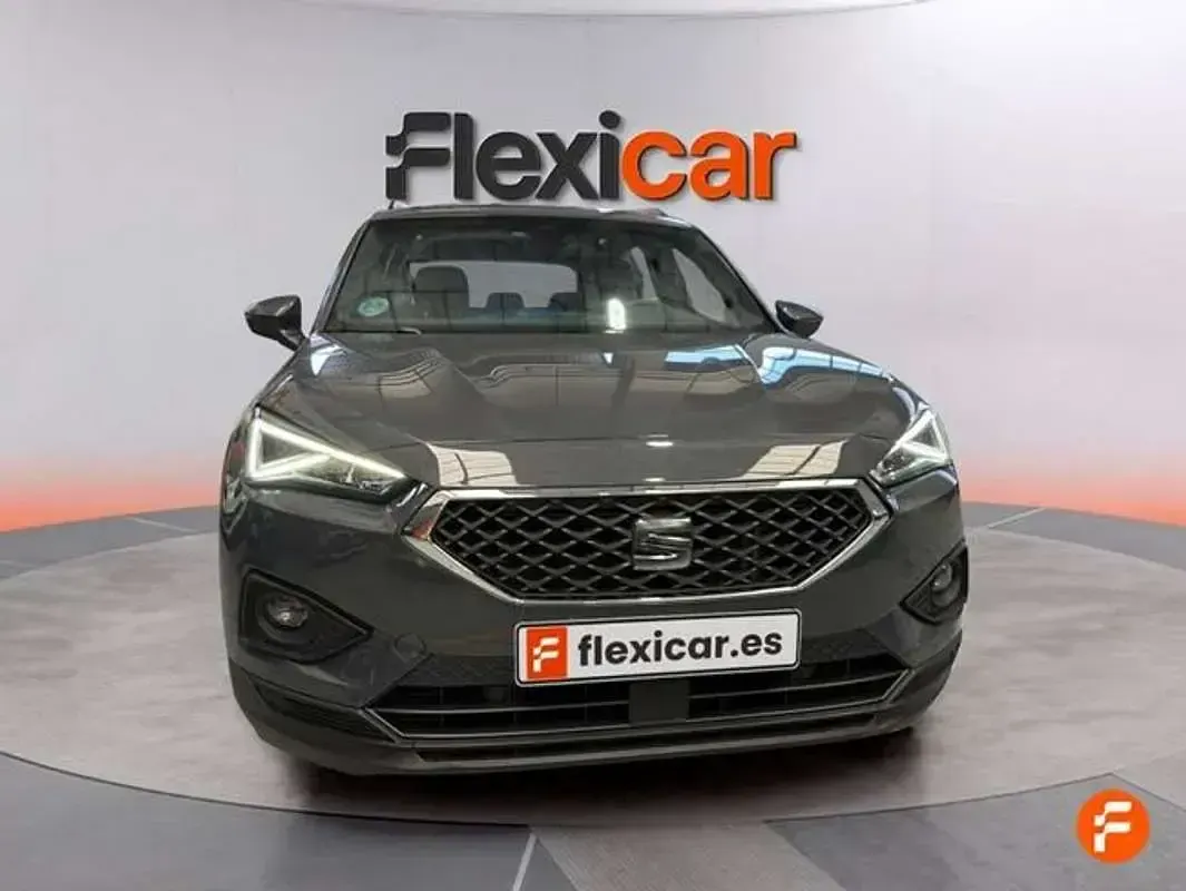Usado Seat Tarraco Style 150 CV (110 kW) 2022 Gris SUV