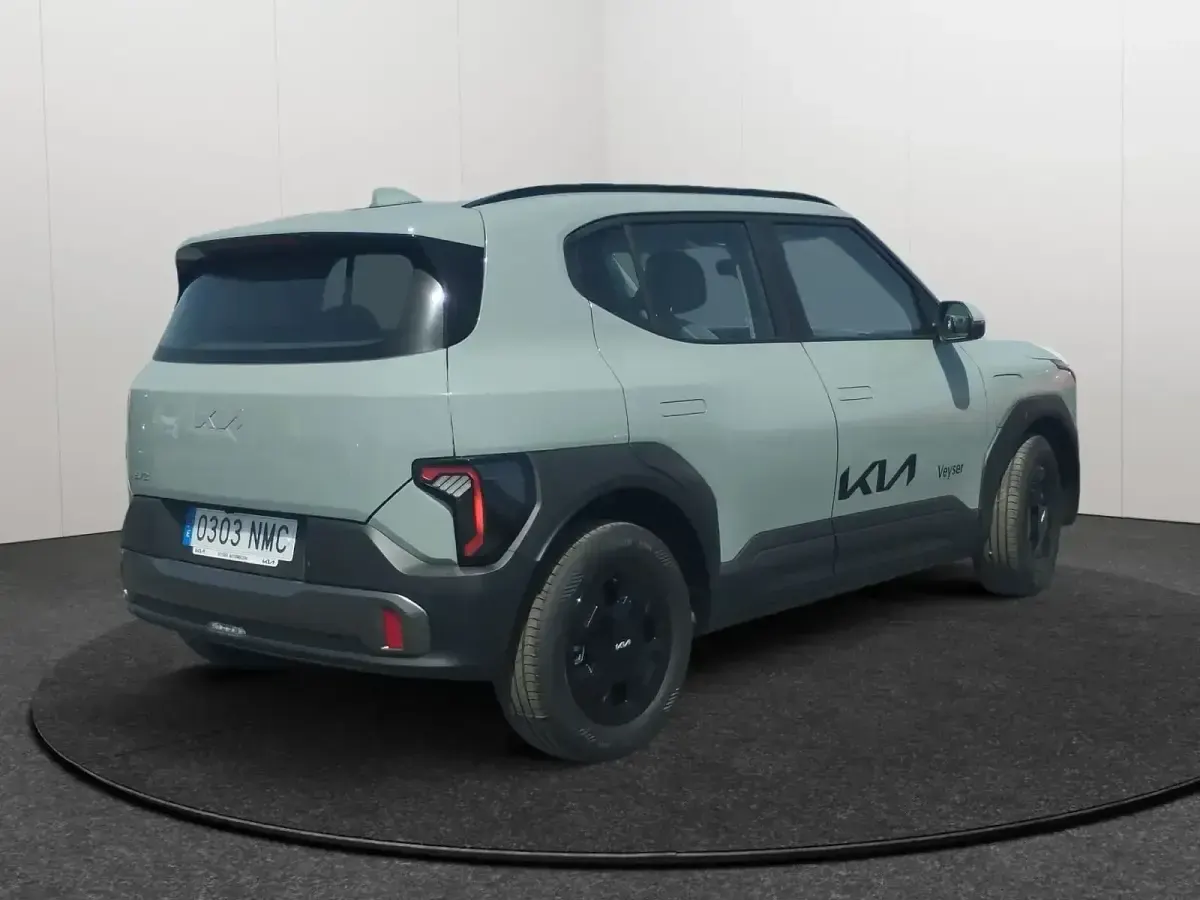Nuevo Kia EV2 Air 108 kW (147 CV) 2026 Verde SUV