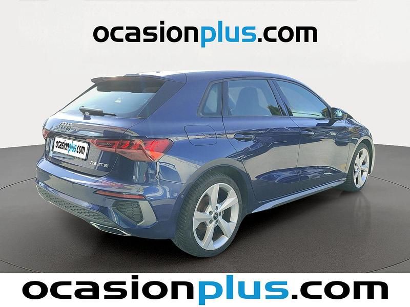 Käytetty Audi A3 S-Line 150 HP (110 kW) 2023 Sininen Sedan