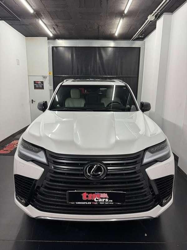 Usado Lexus LX600 2024 Blanco SUV