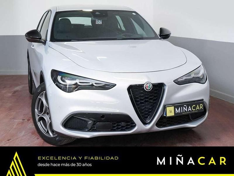 Blanco Usado 2023 Alfa Romeo Stelvio Sprint SUV | 27.440 € (Super precio) - Imagen 1/4