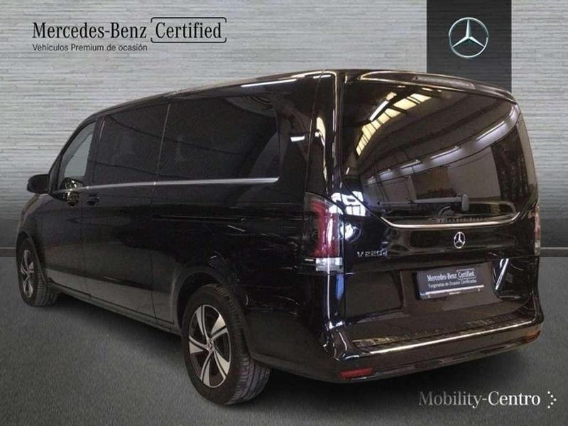 Usado Mercedes V250 Avantgarde 190 CV (139 kW) 2025 Negro Monovolumen