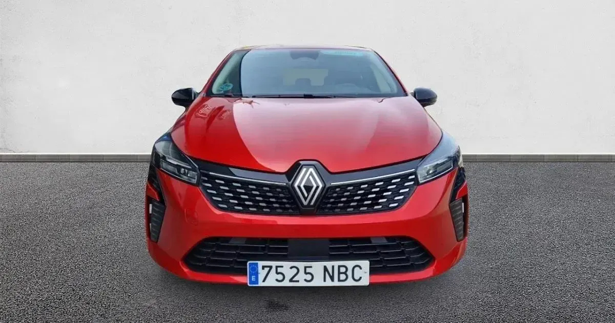 Usado Renault Clio Evolution 100 CV (73 kW) 2025 Utilitario