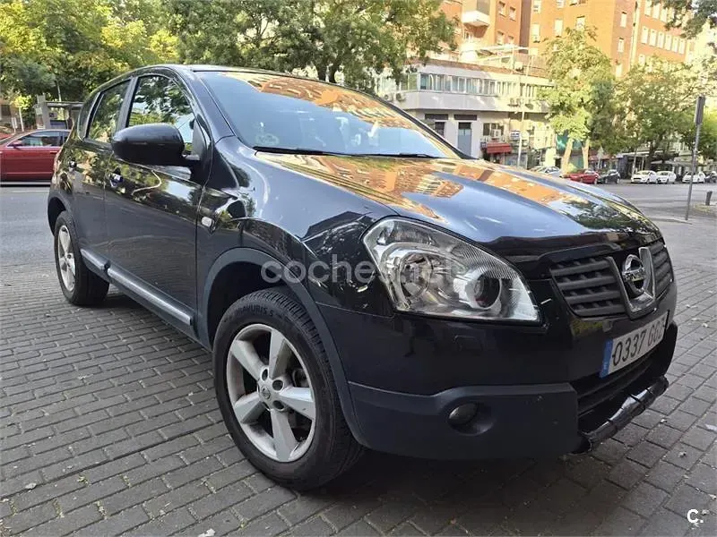 Usado Nissan Qashqai Tekna 106 CV (77 kW) 2008 Negro SUV