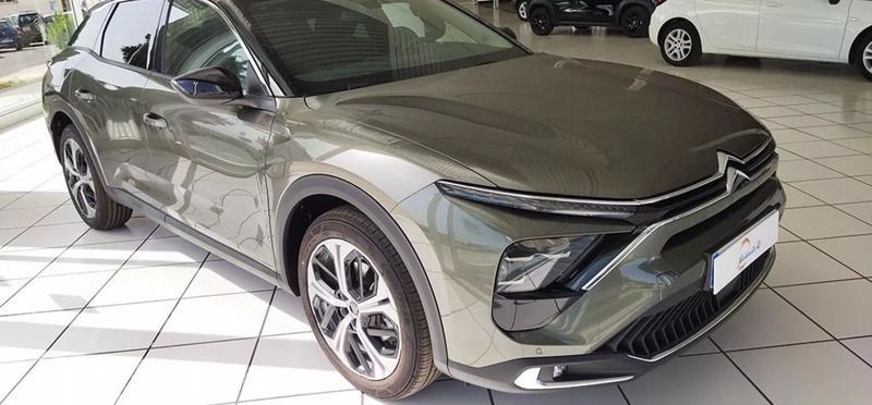 Gris amazonite Usado 2023 Citroën C5 X Feel Berlina | 22.240 € (Precio justo) - Imagen 1/4