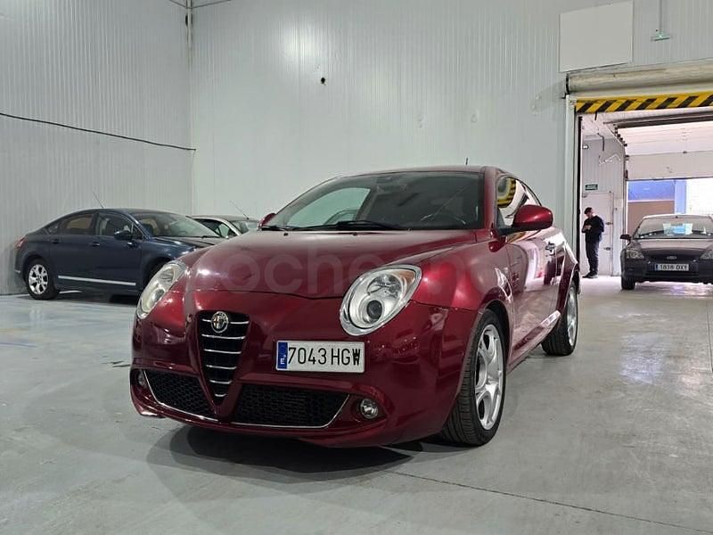 Usado Alfa Romeo MiTo Distinctive 135 CV (99 kW) 2012 Granate Utilitario
