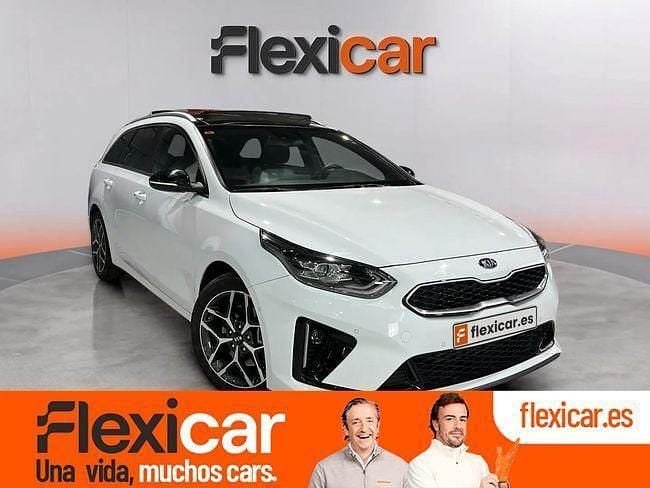 Usado Kia Ceed GT GT-Line 140 CV (102 kW) 2019 Blanco Familiar