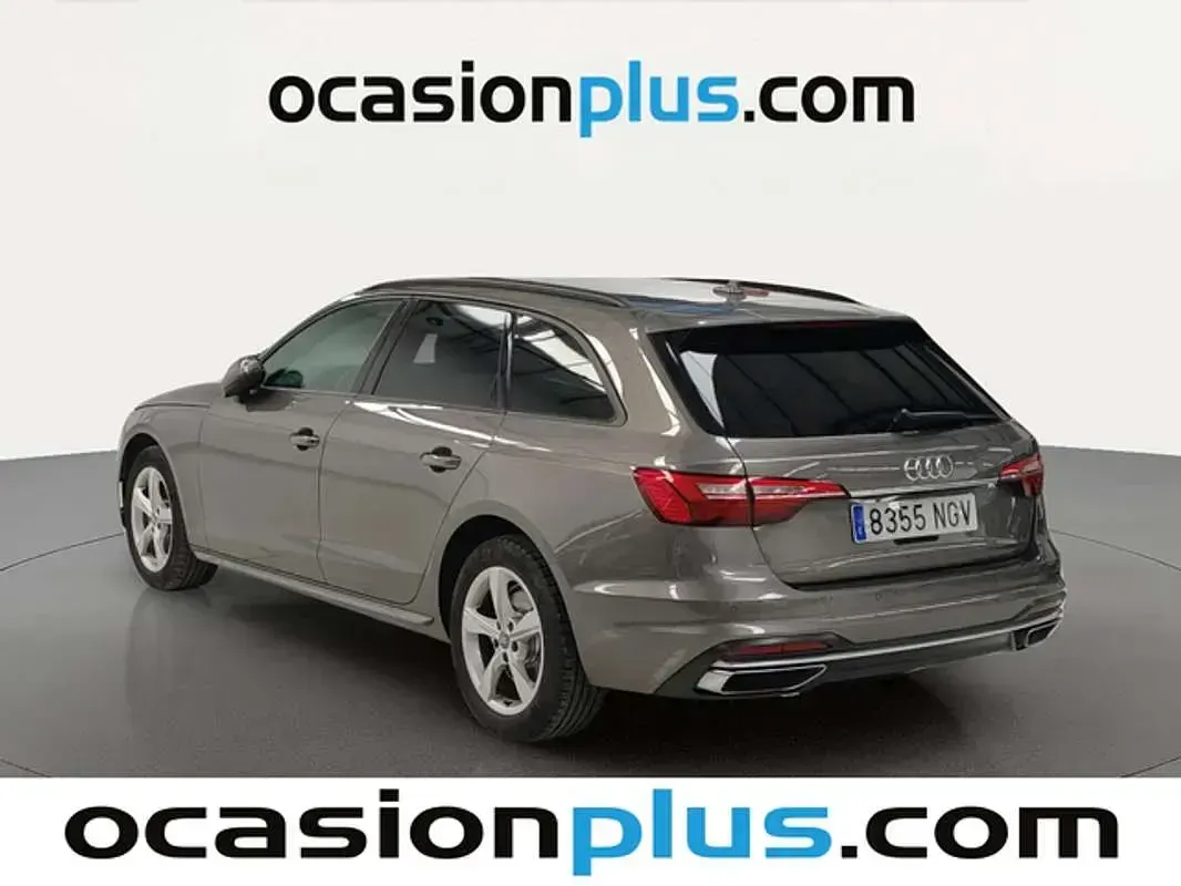 Usado Audi A4 Advanced 163 CV (119 kW) 2019 Gris Familiar