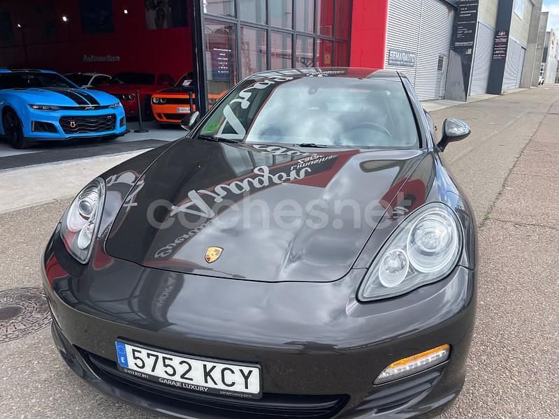 Usado Porsche Panamera Platinum Edition 299 CV (219 kW) 2012 Gris / plata Berlina