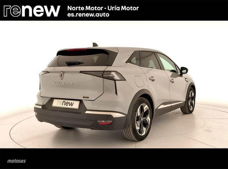 Usado Renault Symbioz Techno 145 CV (106 kW) 2025 Gris / plata SUV