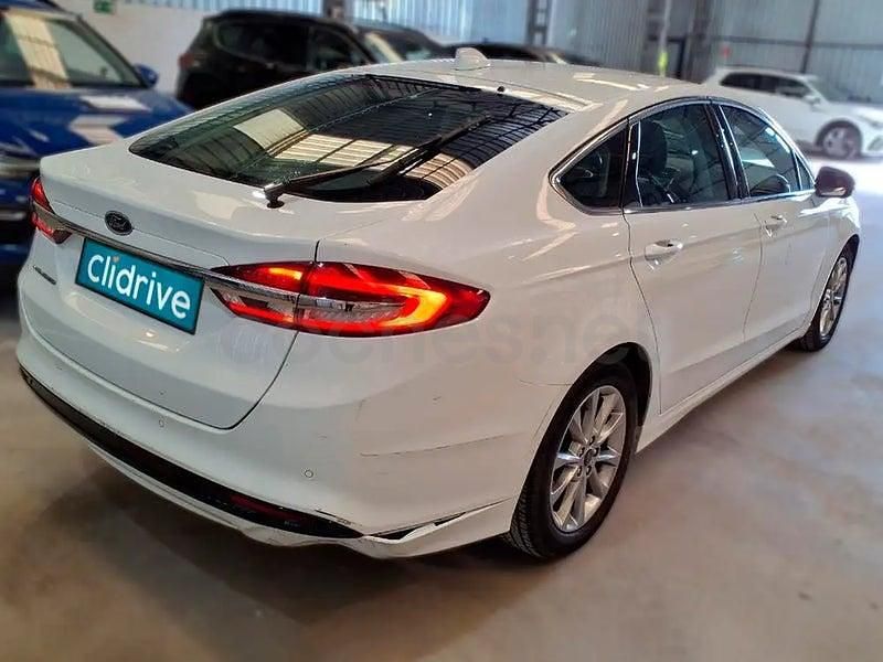 Usado Ford Mondeo Titanium 150 CV (110 kW) 2019 Blanco Berlina