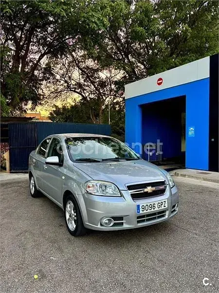 Usado Chevrolet Aveo LT 94 CV (69 kW) 2009 Gris / plata Berlina