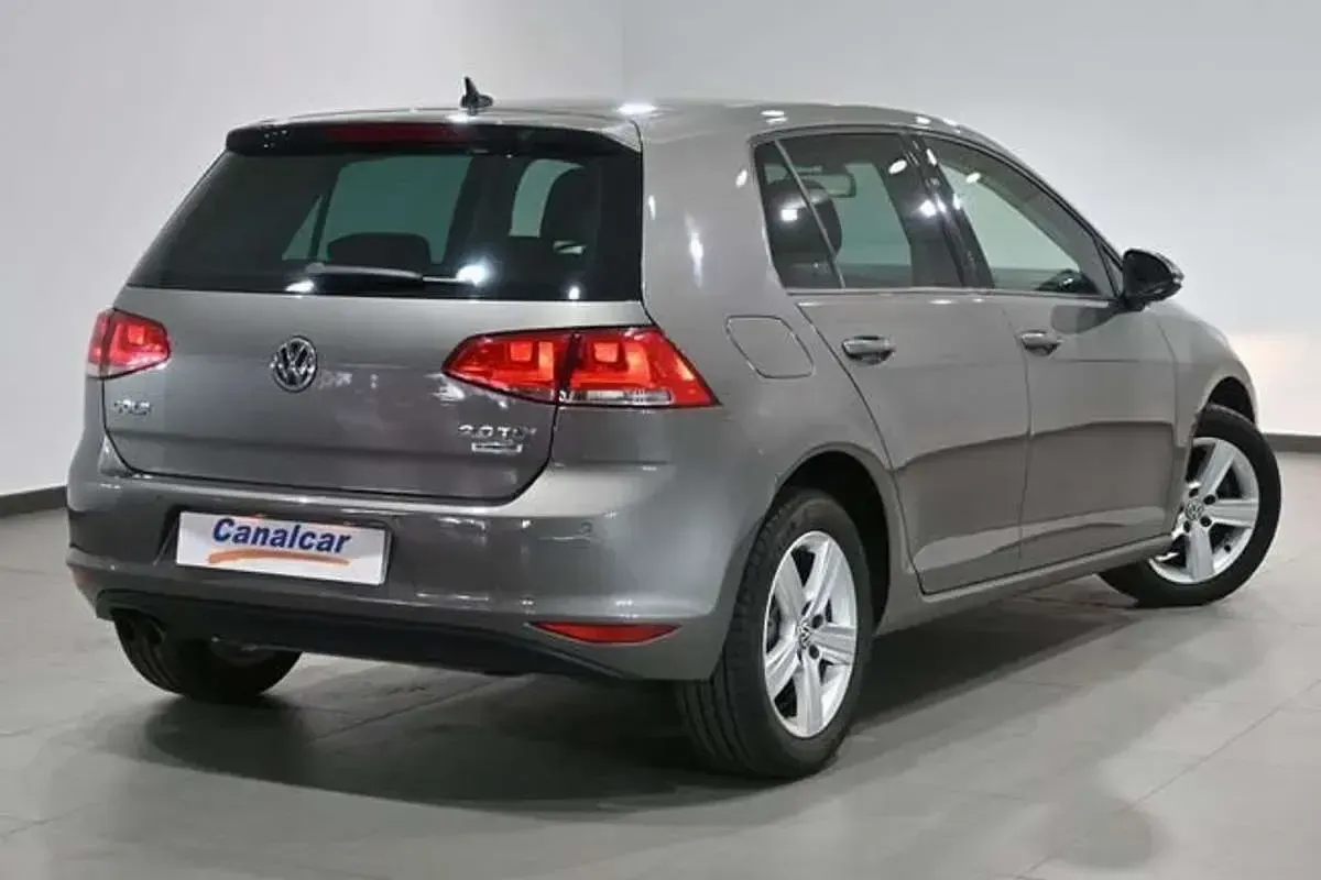 Usado VW Golf VII Advance 150 CV (110 kW) 2016 Gris Utilitario