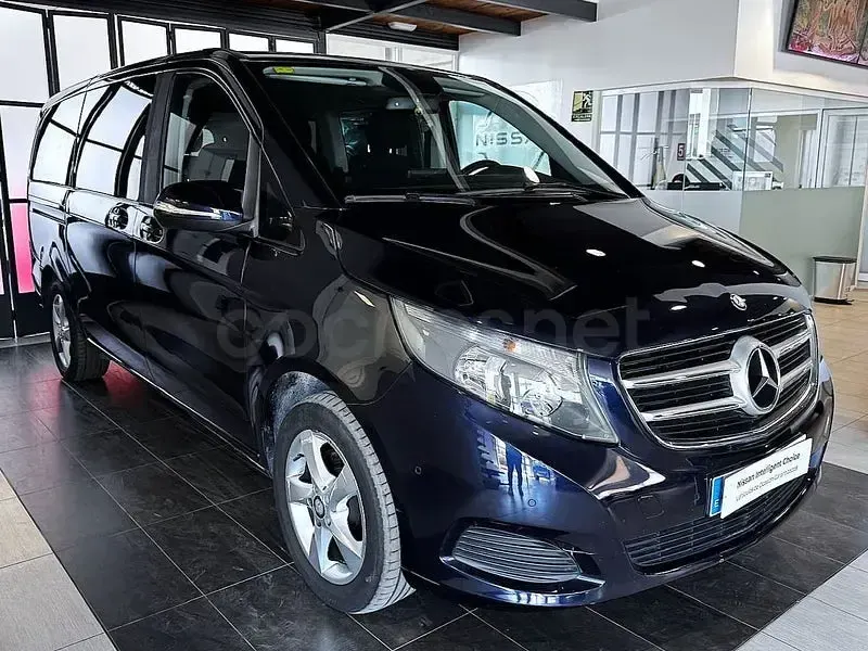 Usado Mercedes V220 163 CV (119 kW) 2016 Azul Monovolumen