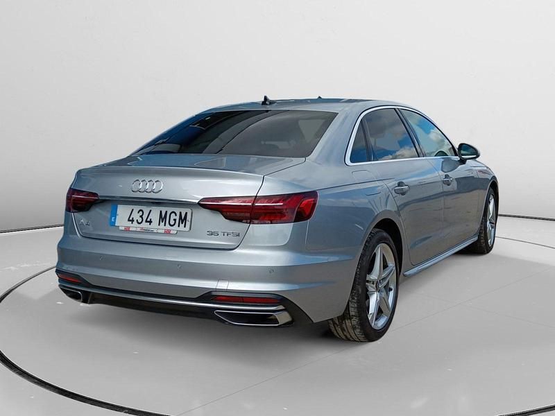 Usado Audi A4 Advanced 150 CV (110 kW) 2023 Negro Berlina