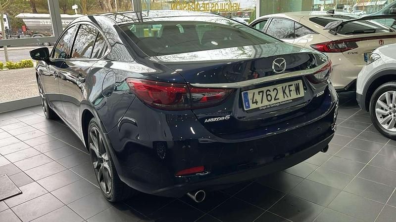Usado Mazda 6 Luxury 175 CV (128 kW) 2017 Azul Berlina