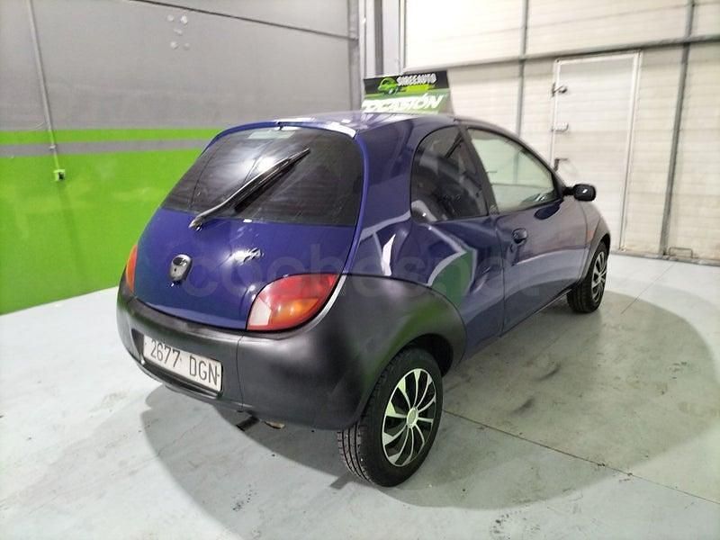 Usado Ford Ka 70 CV (51 kW) 2005 Azul Utilitario