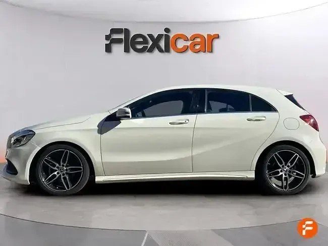 Käytetty Mercedes A200 136 HP (100 kW) 2018 Valkoinen Sedan