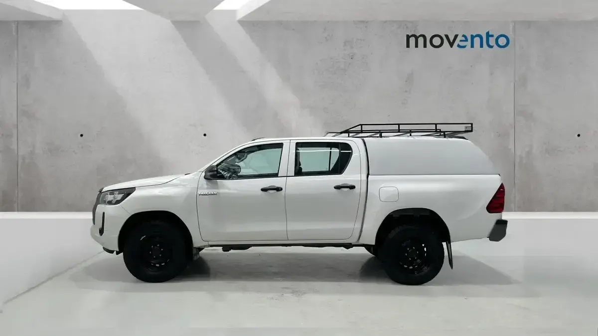 Usado Toyota HiLux 150 CV (110 kW) 2021 Blanco Pickup/Camioneta