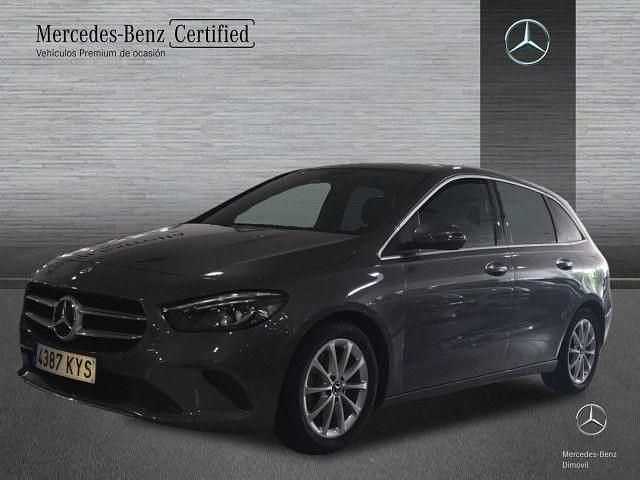 Usado Mercedes B200 150 CV (110 kW) 2019 Gris montaña Monovolumen
