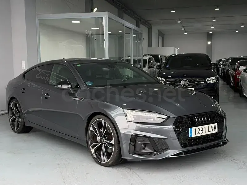 Usado Audi A5 Sportback S-Line 204 CV (150 kW) 2022 Gris / plata Utilitario