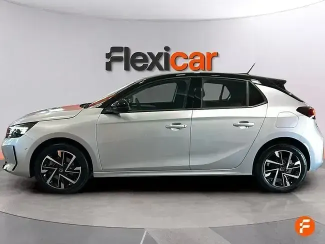 Usado Opel Corsa 100 CV (73 kW) 2025 Gris Utilitario