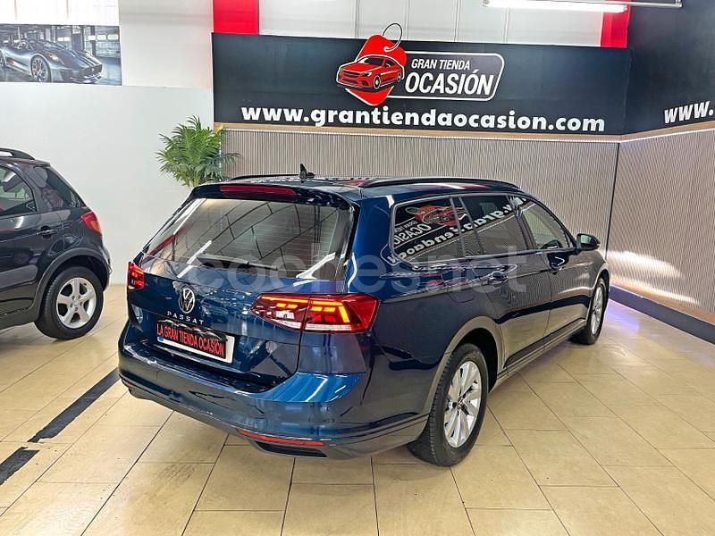 Usado VW Passat Business 122 CV (89 kW) 2020 Azul Familiar
