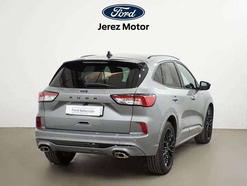Usado Ford Kuga ST-Line X 150 CV (110 kW) 2023 Plata solar SUV