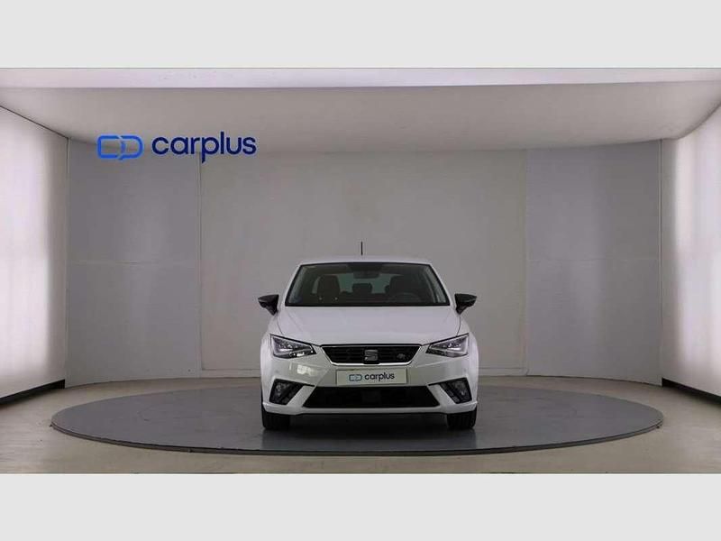 Usado Seat Ibiza FR 90 CV (66 kW) 2020 Blanco Berlina