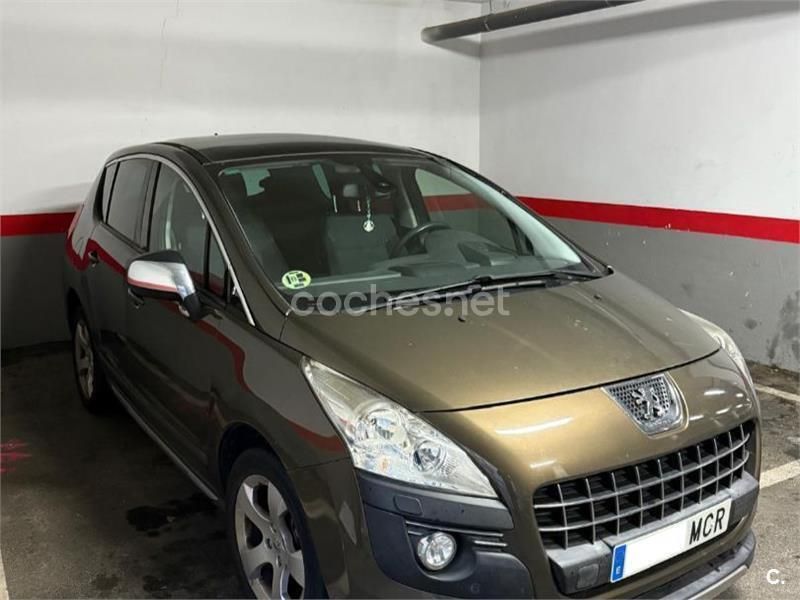 Marrón Usado 2010 Peugeot 3008 Premium Berlina | 6500 € (Precio justo) - Imagen 1/4