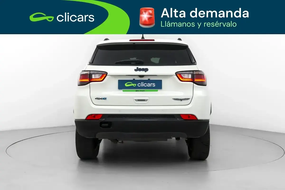 Usado Jeep Compass Trailhawk 240 CV (176 kW) 2024 Blanco SUV