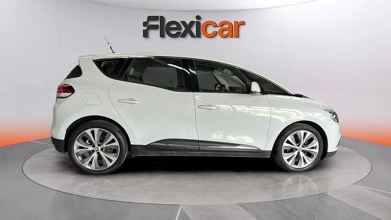 Usado Renault Scénic IV Zen 131 CV (96 kW) 2018 Blanco Monovolumen