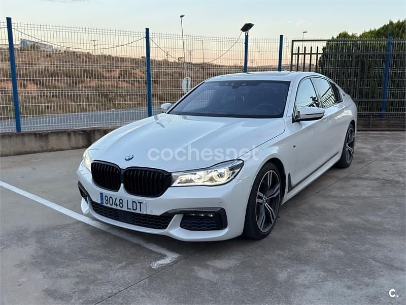 Usado BMW 750 450 CV (330 kW) 2017 Blanco Berlina