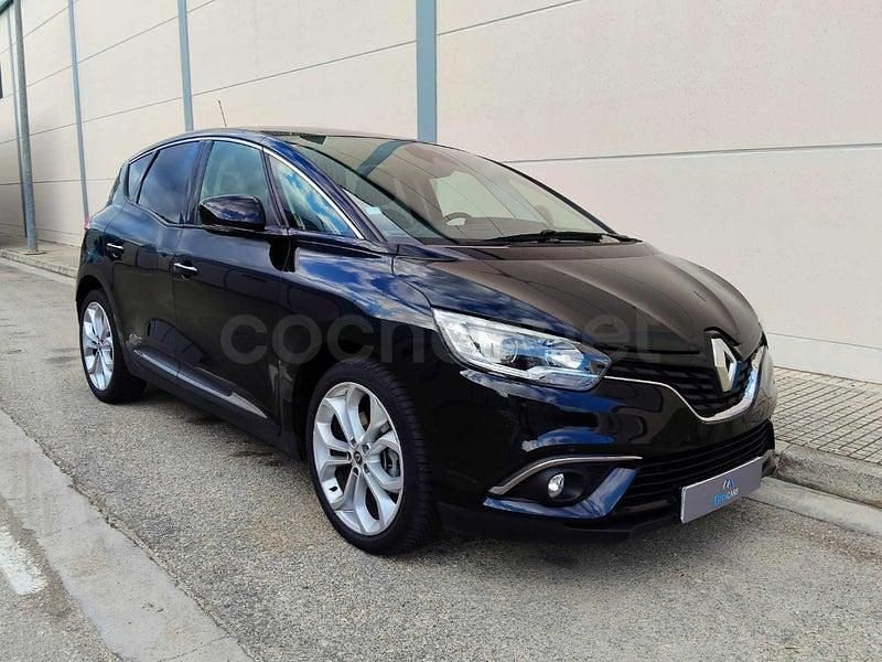 Usado Renault Scénic IV LIMITED 120 CV (88 kW) 2020 Negro Monovolumen
