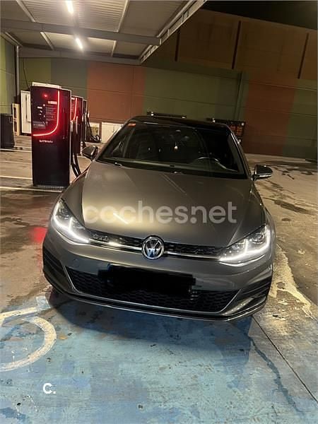 Usado VW Golf VII GTD 184 CV (135 kW) 2019 Gris / plata Berlina