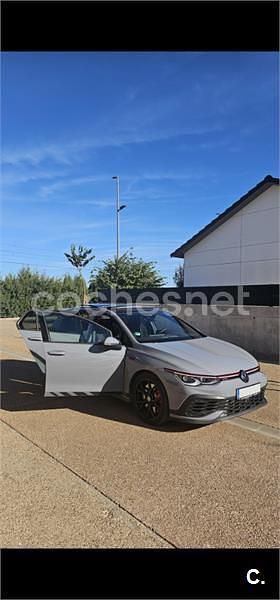 Usado VW Golf VIII GTI Clubsport 301 CV (221 kW) 2023 Gris / plata Berlina