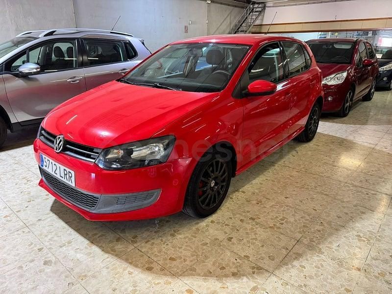 Usado VW Polo Advance 75 CV (55 kW) 2011 Rojo Utilitario