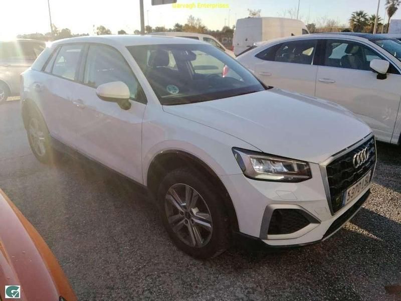 Usado Audi Q2 Advanced 150 CV (110 kW) 2021 Blanco SUV