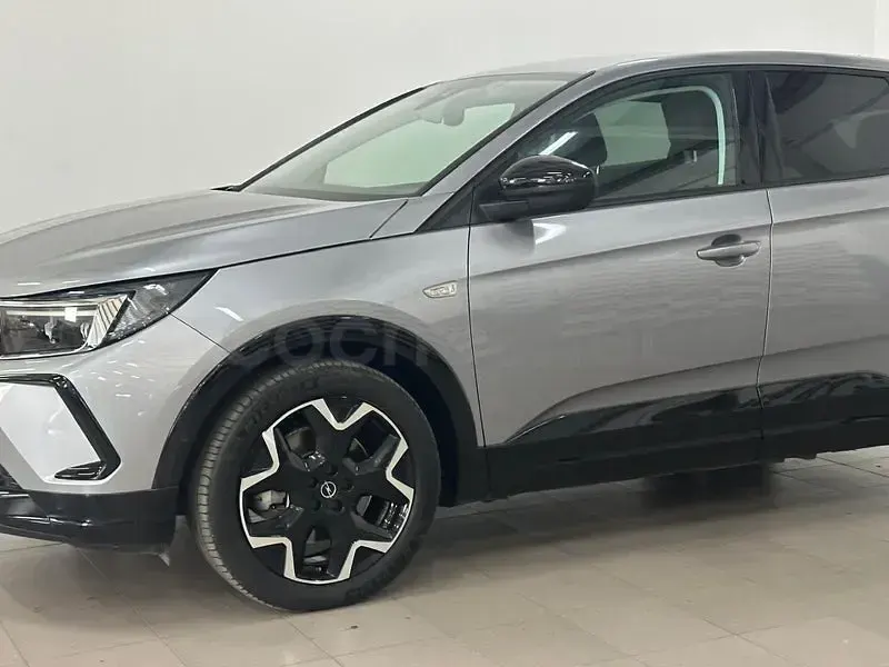 Usado Opel Grandland Electric 224 CV (164 kW) 2024 Gris / plata SUV