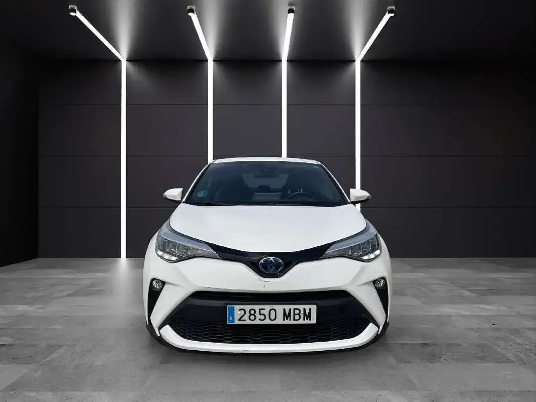 Usado Toyota C-HR Active 122 CV (89 kW) 2022 Blanco SUV