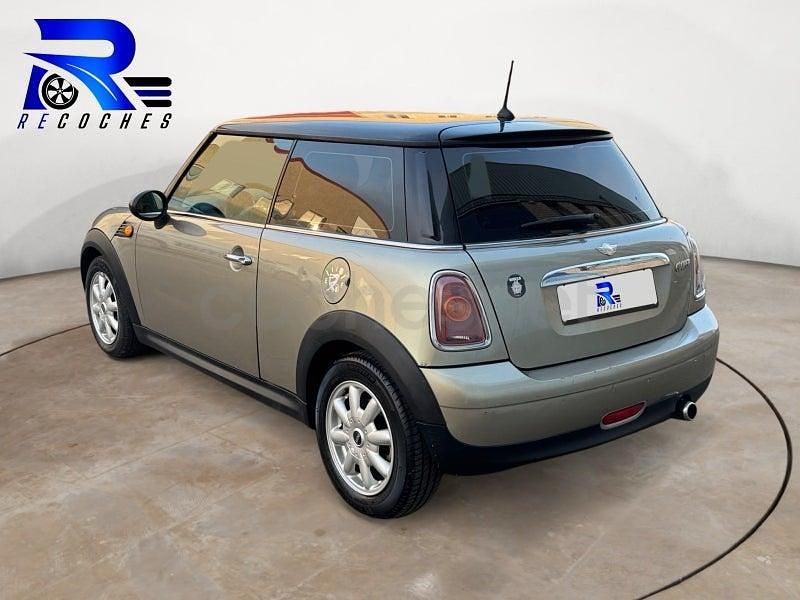 Usado Mini ONE 90 CV (66 kW) 2007 Beige Utilitario