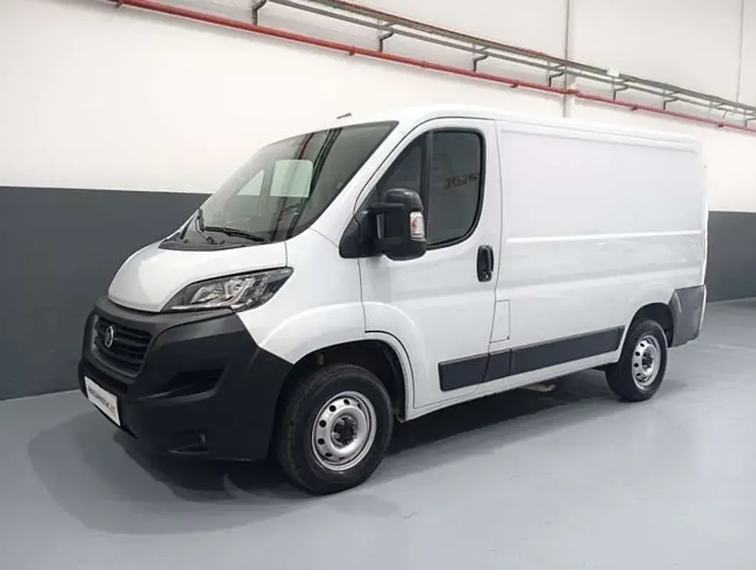 Usado Fiat Ducato 140 CV (102 kW) 2021 Blanco Van