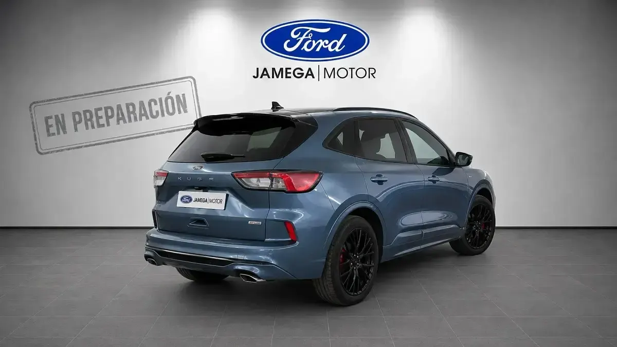 Usado Ford Kuga ST-Line X 225 CV (165 kW) 2023 Azul SUV