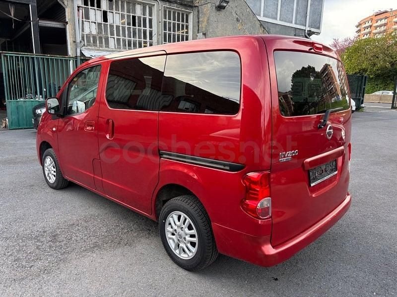 Usado Nissan Evalia Premium Edition 109 CV (80 kW) 2012 Rojo Monovolumen