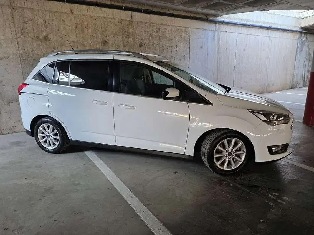 Usado Ford C-MAX Titanium 125 CV (91 kW) 2016 Blanco Monovolumen