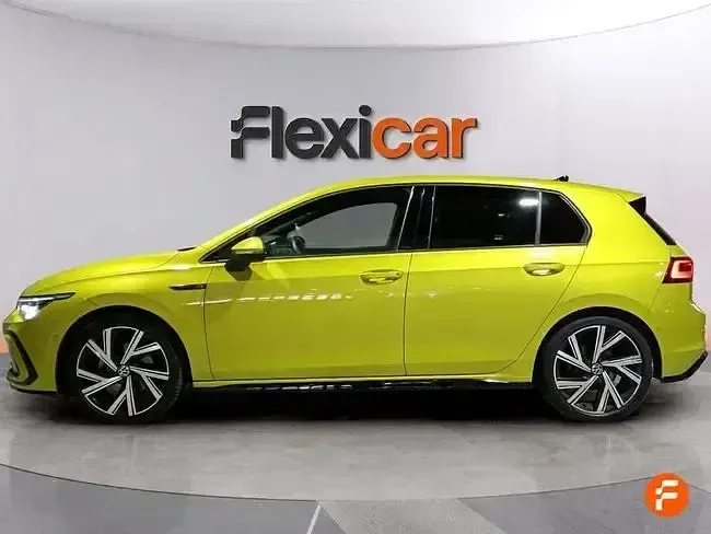 Usado VW Golf VII R-line 150 CV (110 kW) 2021 Amarillo Utilitario
