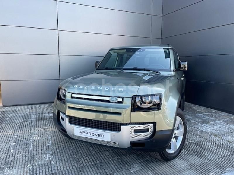 Verde Usado 2025 Land Rover Defender S SUV | 89.900 € - Imagen 1/4